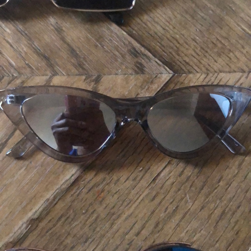 Sunglasses - Picture 2 of 6